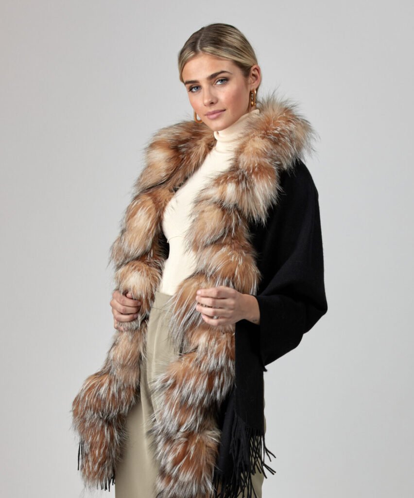 7BK41500_SFXCAS_2565_3 Muby Tech | Flat Lay vs. Ghost Mannequin: Which Works Best for Fashion E-Commerce?
